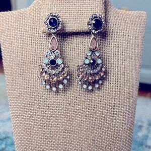 Parisian belle earrings Chloe and Isabel